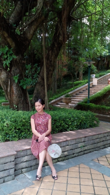 丹草雨田的第一张照片--贵港相亲服务中心