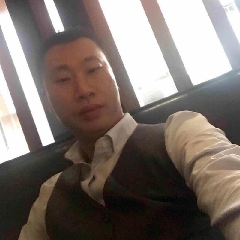陈威的第一张照片--贵港相亲服务中心