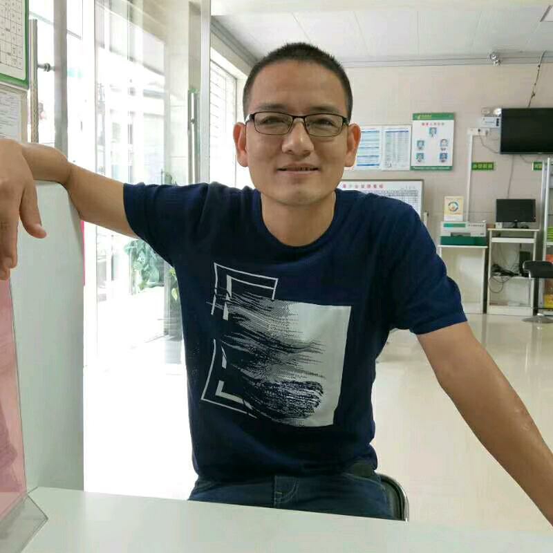 人生就像高尔夫的第一张照片--贵港相亲服务中心