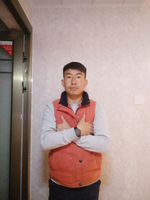 石林小伙的第一张照片--贵港相亲服务中心