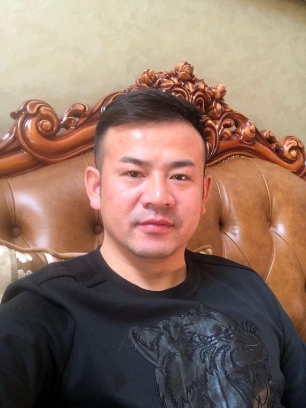 治国的第一张照片--贵港相亲服务中心