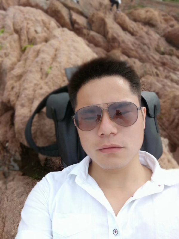 易听的第一张照片--贵港相亲服务中心