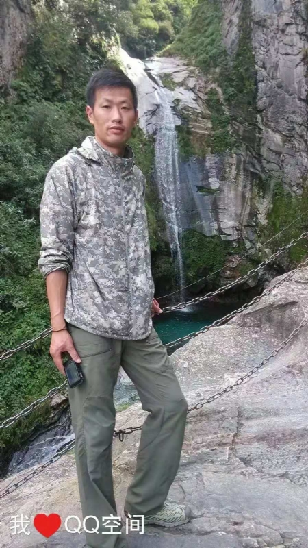 陌颜的第一张照片--贵港相亲服务中心