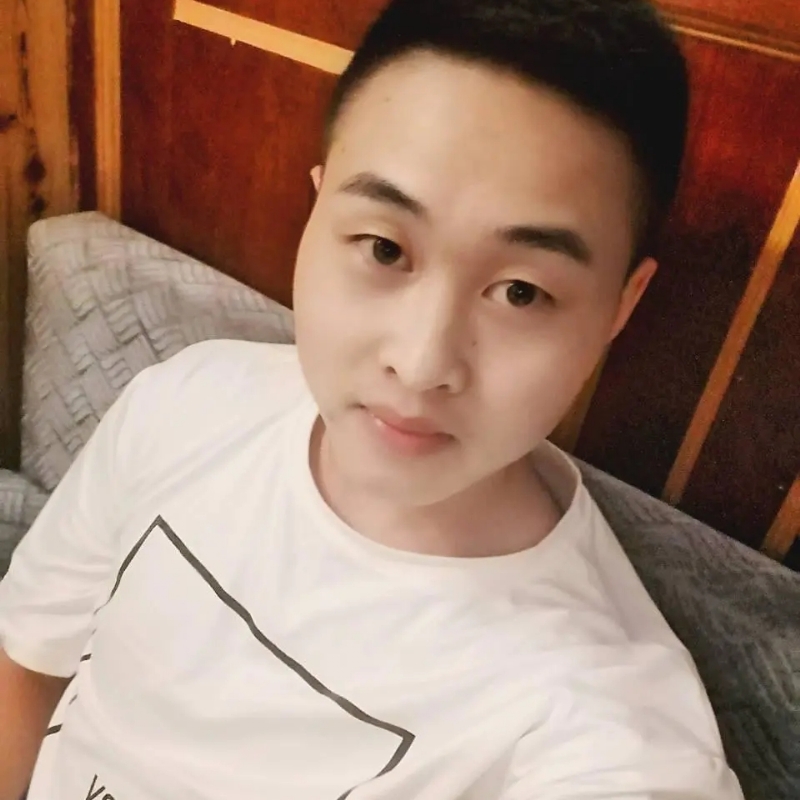 娃娃脸小爸爸的第二张照片--贵港相亲服务中心