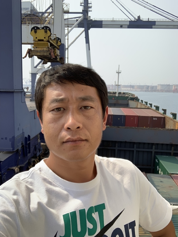 山野娴人的第一张照片--贵港相亲服务中心
