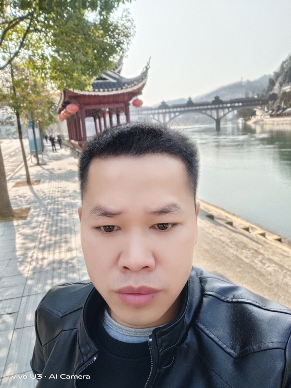 啊锦的第二张照片--贵港相亲服务中心