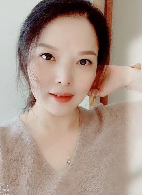 百荷的第一张照片--贵港相亲服务中心