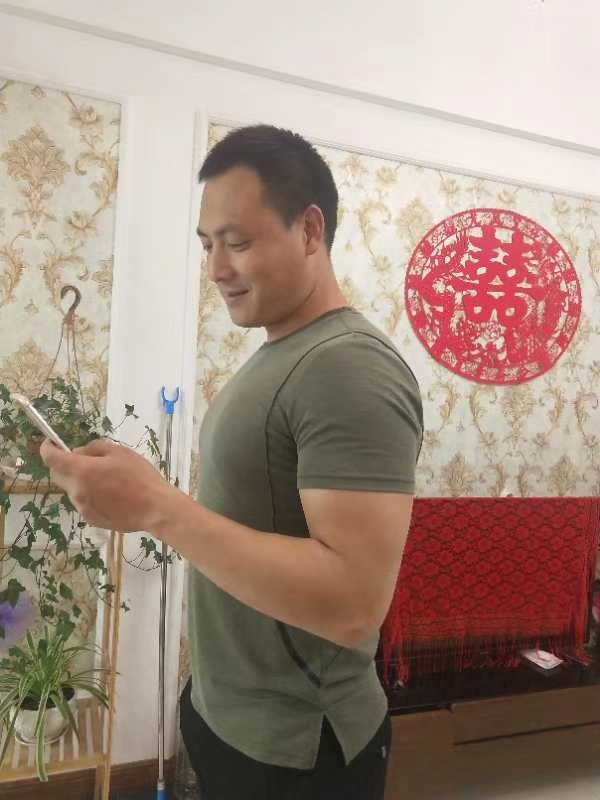 旧时相识的第三张照片--贵港相亲服务中心