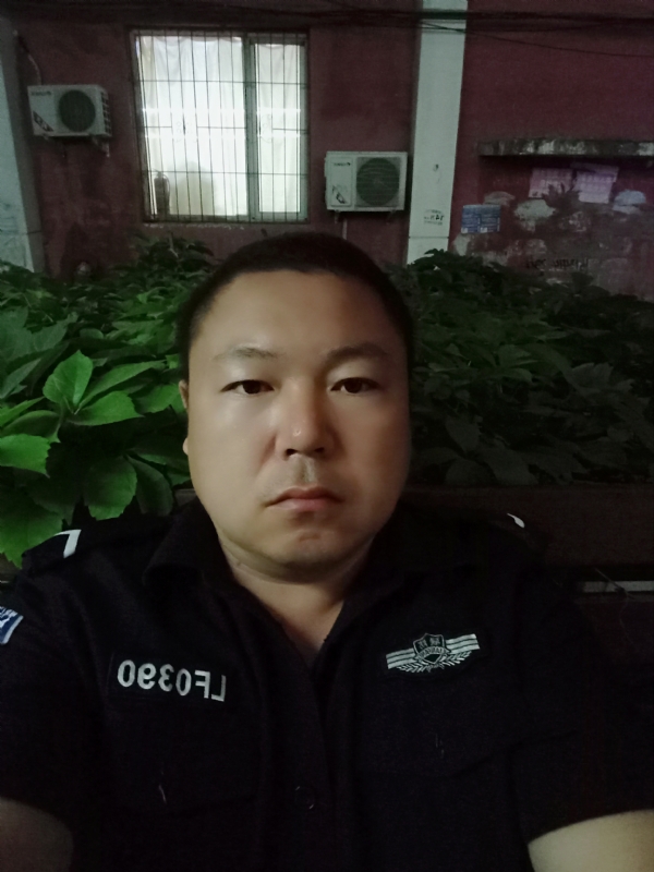 冯宇的第一张照片--贵港相亲服务中心