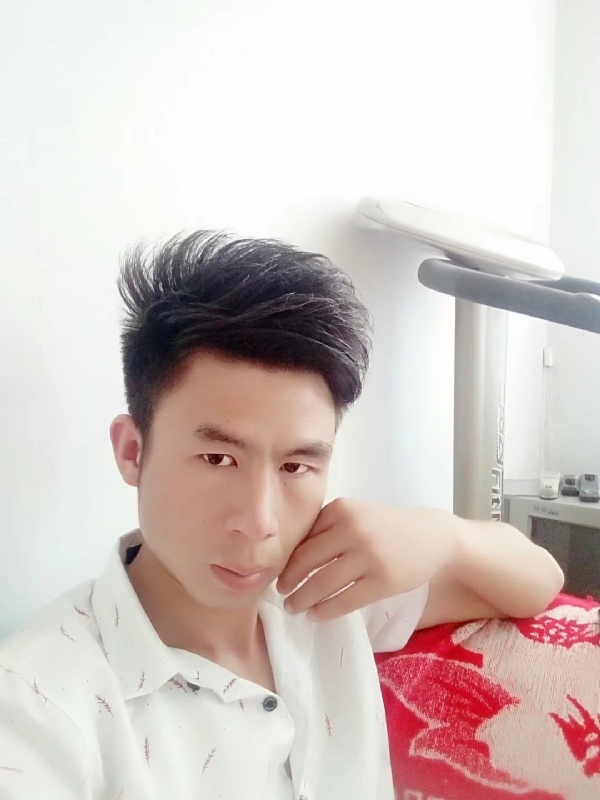 只得一人心的第二张照片--贵港相亲服务中心