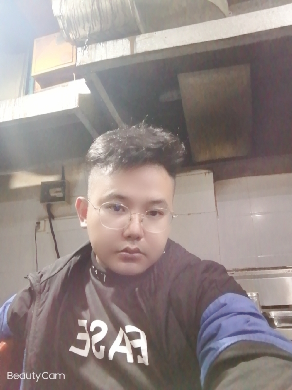 棒哥的第一张照片--贵港相亲服务中心