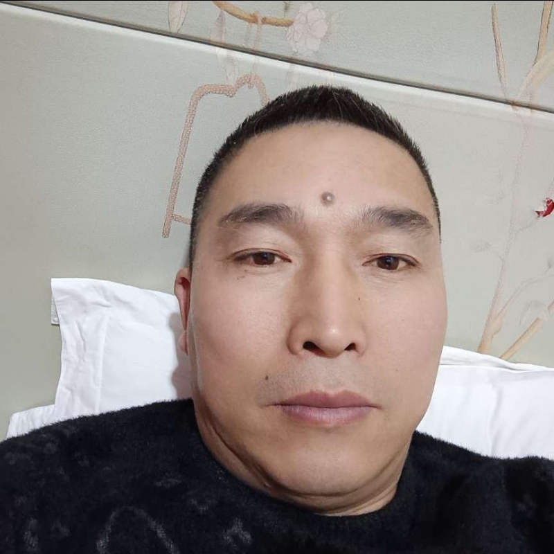 痴情男的第一张照片--贵港相亲服务中心