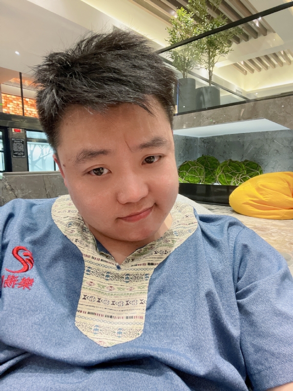 小恶魔的第二张照片--贵港相亲服务中心