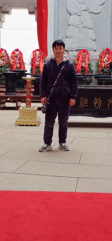 单身的小草的第一张照片--贵港相亲服务中心