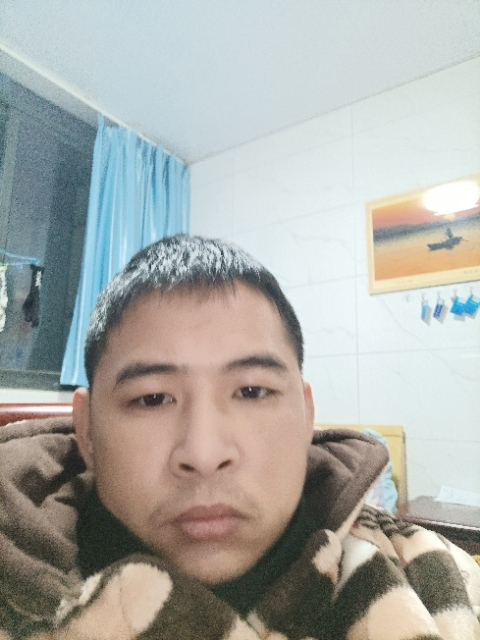 寂寞的第一张照片--贵港相亲服务中心