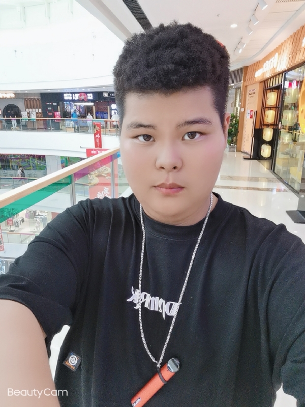 mateud的第一张照片--贵港相亲服务中心