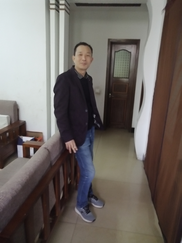 相亲相爱的第二张照片--贵港相亲服务中心