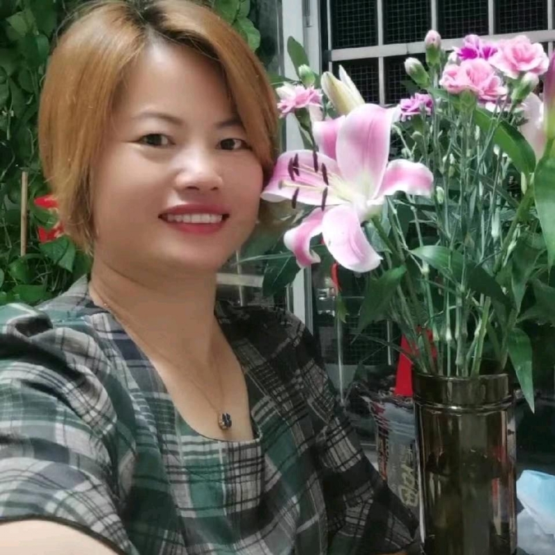 张敏娟的第一张照片--贵港相亲服务中心