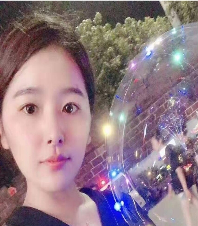 心碎小猪的第一张照片--贵港相亲服务中心