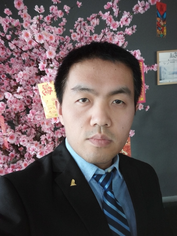我就是个翻译的第二张照片--贵港相亲服务中心
