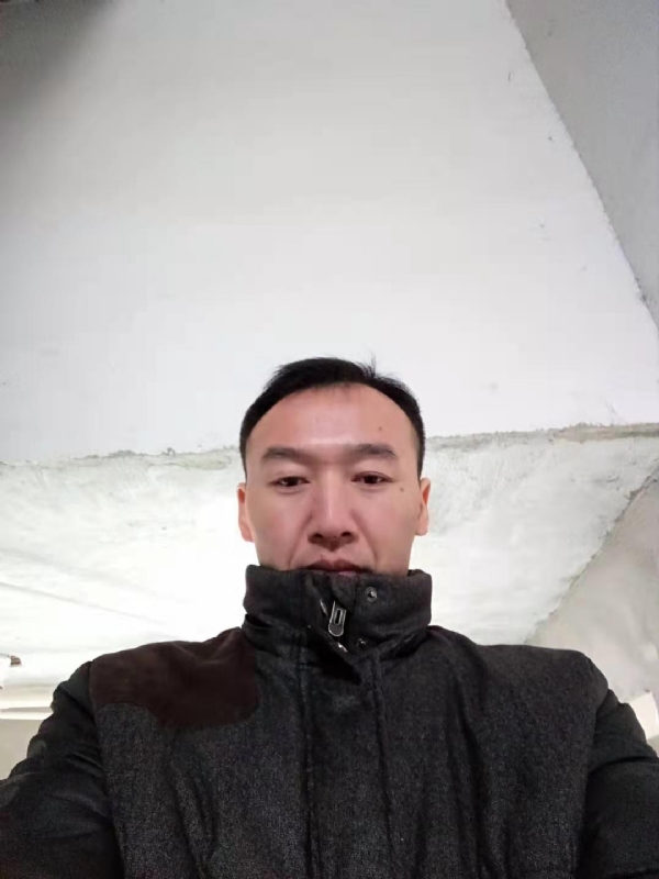 孤狼的第一张照片--贵港相亲服务中心