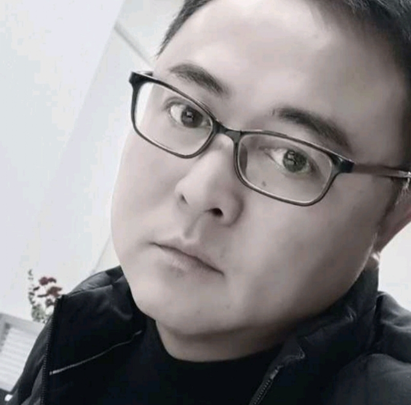 小石头的第二张照片--贵港相亲服务中心