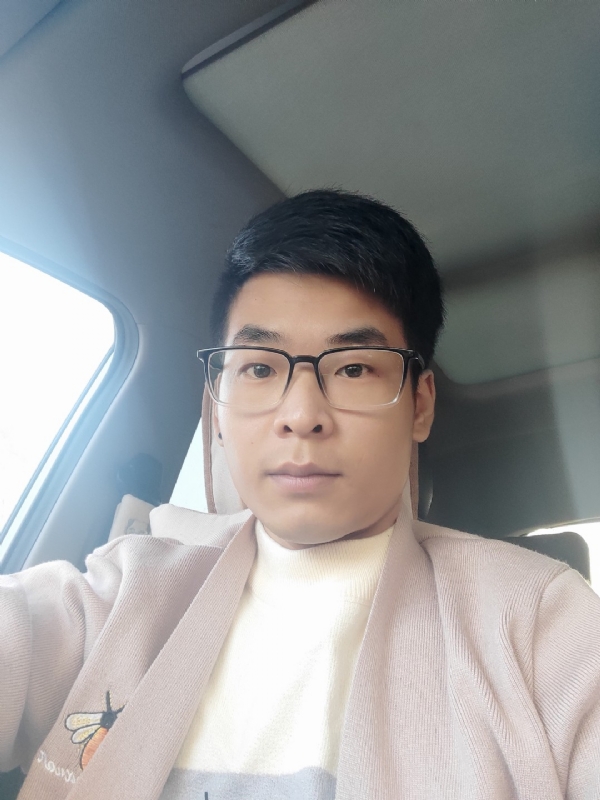 小奕的第一张照片--贵港相亲服务中心