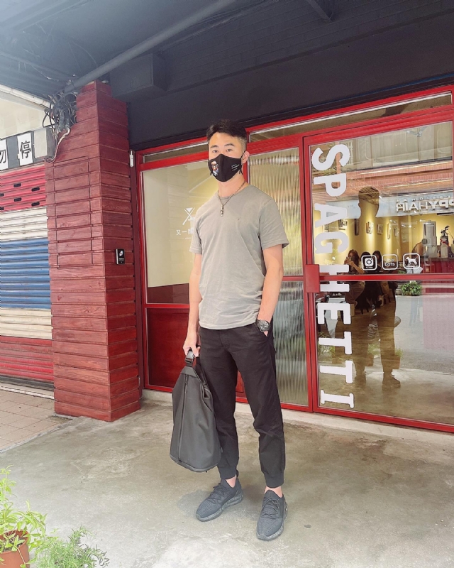 酒商安迪的第一张照片--贵港相亲服务中心