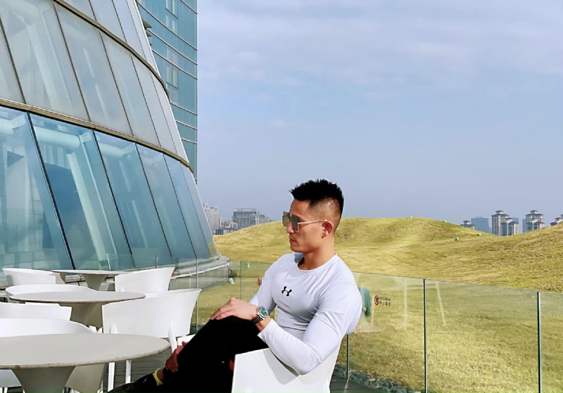 保家卫国的第二张照片--贵港相亲服务中心