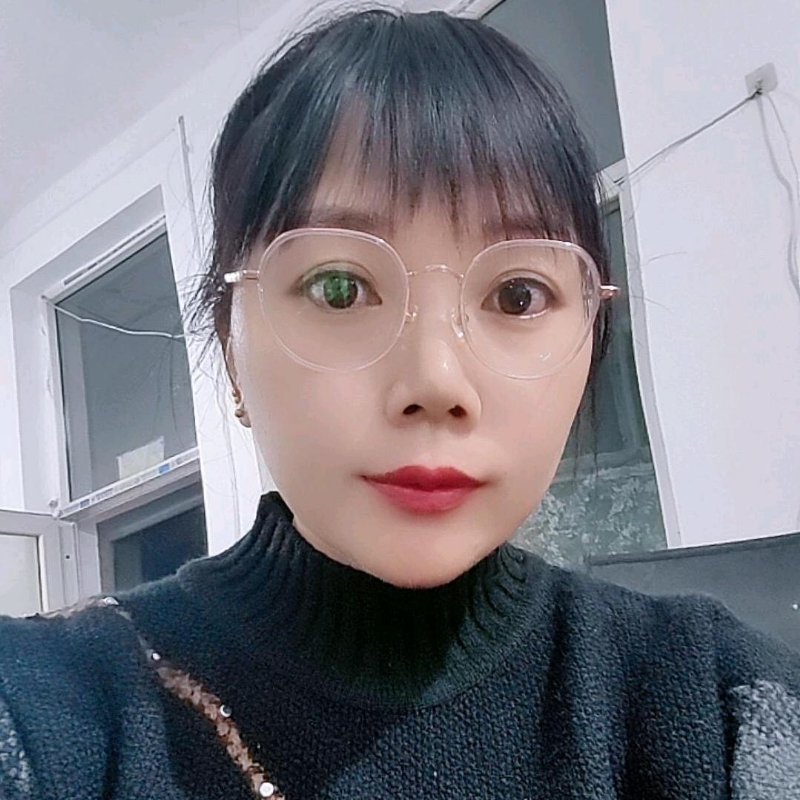 贺茂芳的第一张照片--贵港相亲服务中心