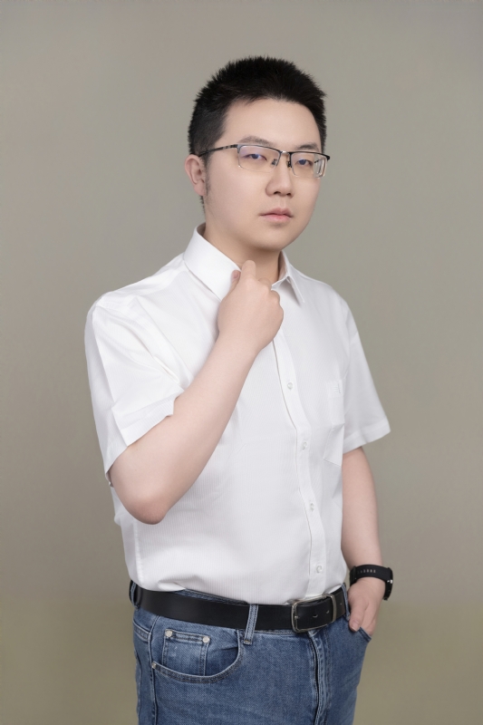 晏先生的第一张照片--贵港相亲服务中心